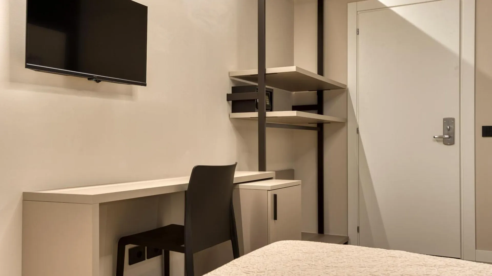 Porta Antica Hotel Bergamo 0*,  Italy