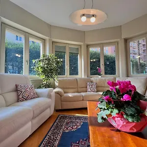 Bergamoinhouse Guest house